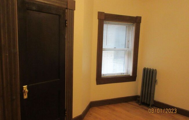 3 beds, 2 baths, $1,995