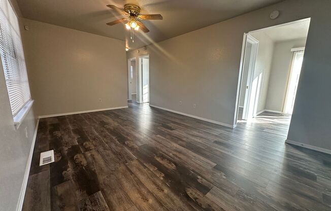 3 beds, 1 bath, $1,095