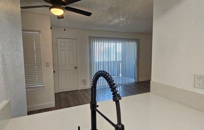 1 bed, 1 bath, 580 sqft, $1,150, Unit 223
