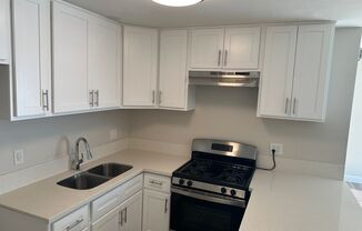 1 bed, 1 bath, 700 sqft, $2,150, Unit 57