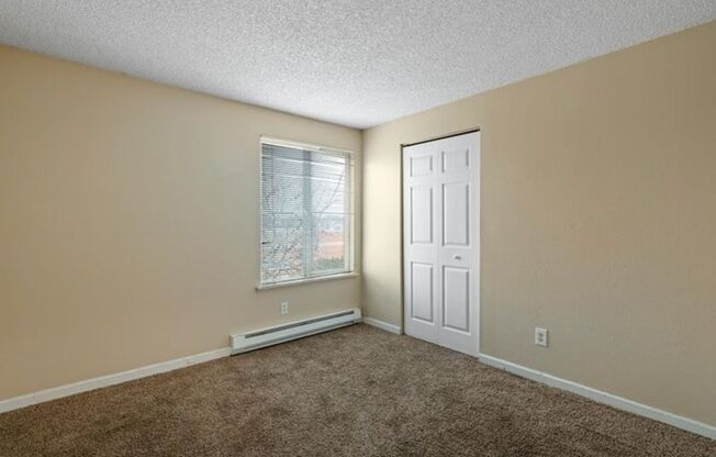 3 beds, 2 baths, 1,115 sqft, $1,345