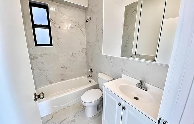 2 beds, 1 bath, 600 sqft, $3,000, Unit 3F