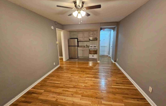 751 ADAMS AVE