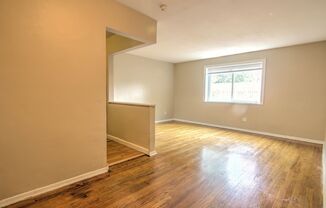 3508-10 Russell Boulevard