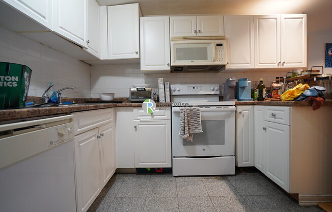 9 COMMONWEALTH CT