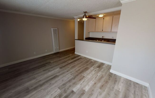 1 bed, 1 bath, 561 sqft, $1,750, Unit 221