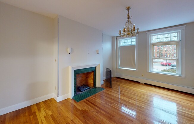 1906 Beacon St.