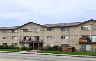 Green Court Apartments