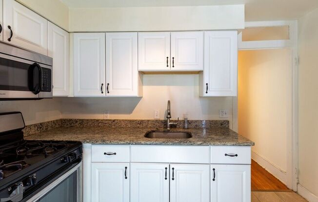 1333 22nd St NW