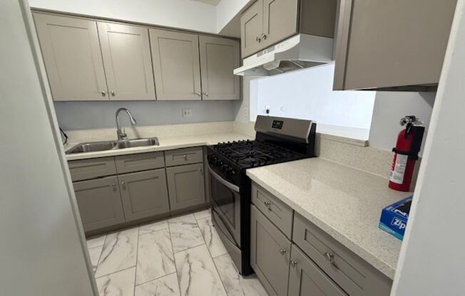 Remodeled Condo in Tustin