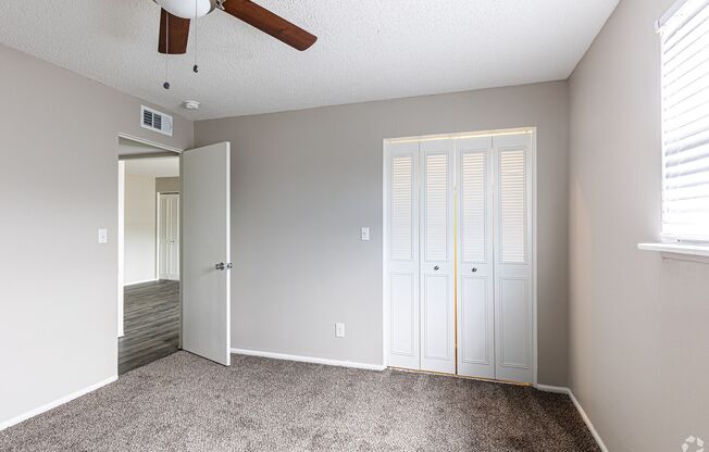 Mission Manor Apartments