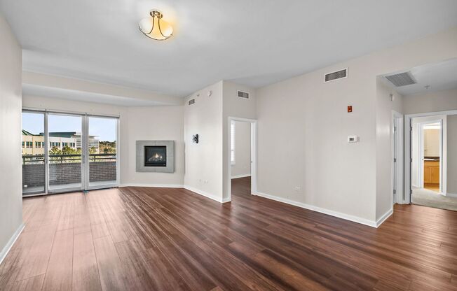 2 beds, 2 baths, $2,350, Unit # 406