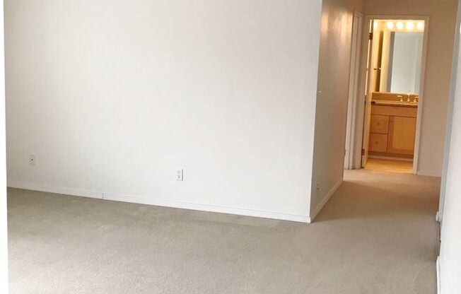 1 bed, 1 bath, 741 sqft, $1,599, Unit 209