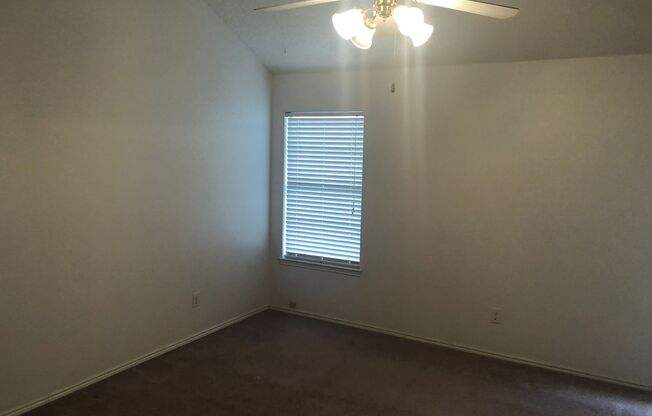 Lovely home in Villages of Valley Creek!