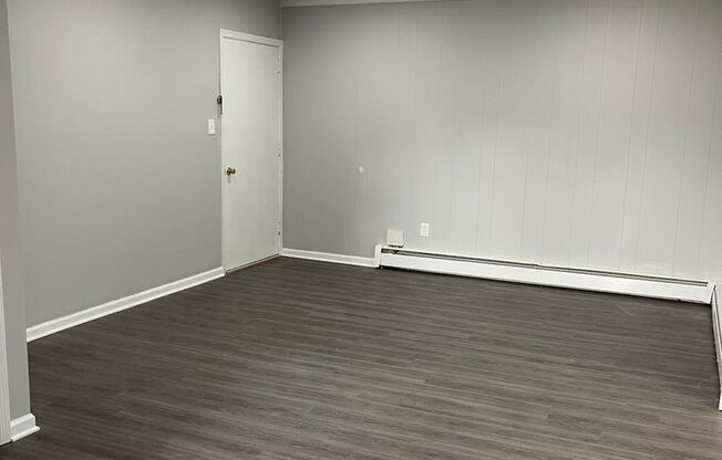 2 beds, 1 bath, 800 sqft, $1,695, Unit D - 12