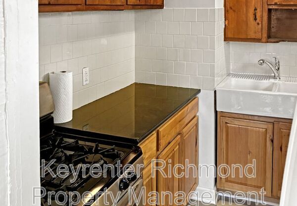 1005 E BROOKLAND PARK BLVD