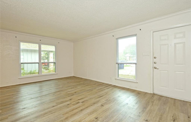 2 beds, 1 bath, $1,495