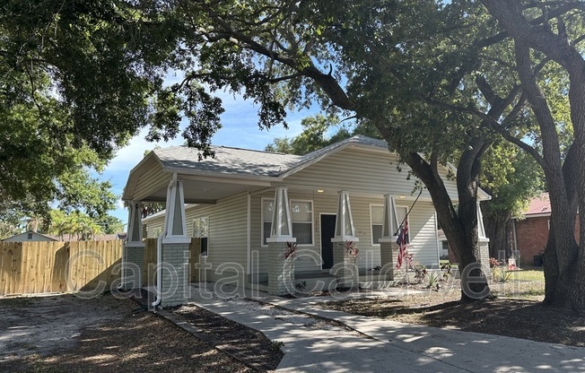 1215 E 29 AVE