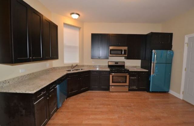 1738 HURON