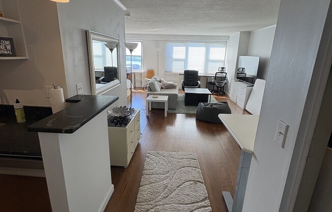 Studio, 1 bath, 605 sqft, $3,000, Unit 26H