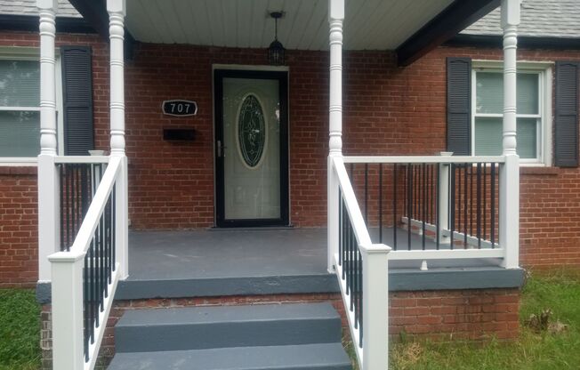 4 beds, 1 bath, $2,490