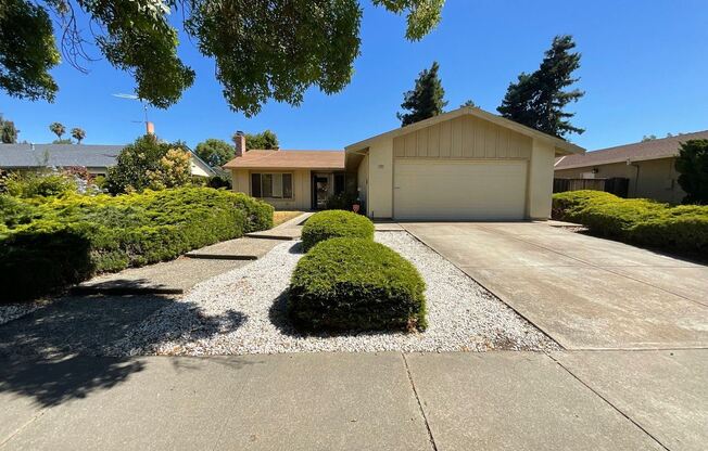 34060 MacMillan Way