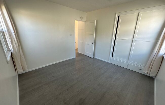 2 beds, 1 bath, $3,250