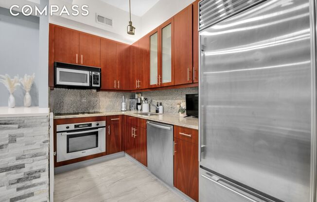 1 bed, 1 bath, 642 sqft, $3,700, Unit 14D