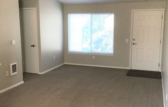 1 bed, 1 bath, 720 sqft, $1,490, Unit 228