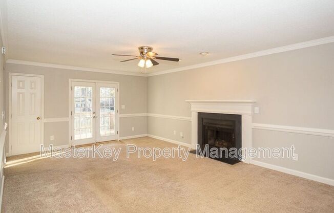 1109 BALMORAL DR