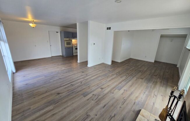 Clairemont 3-Bedroom, 2-Bath--Canyon lot