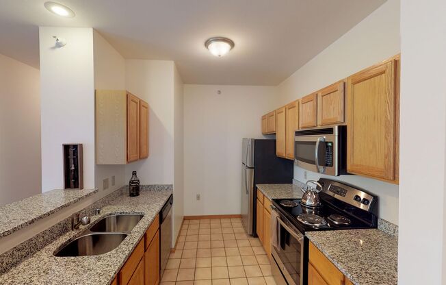 2 beds, 2 baths, 1,125 sqft, $2,015, Unit 2898-203