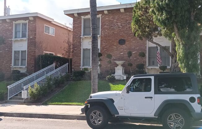 151 Comstock