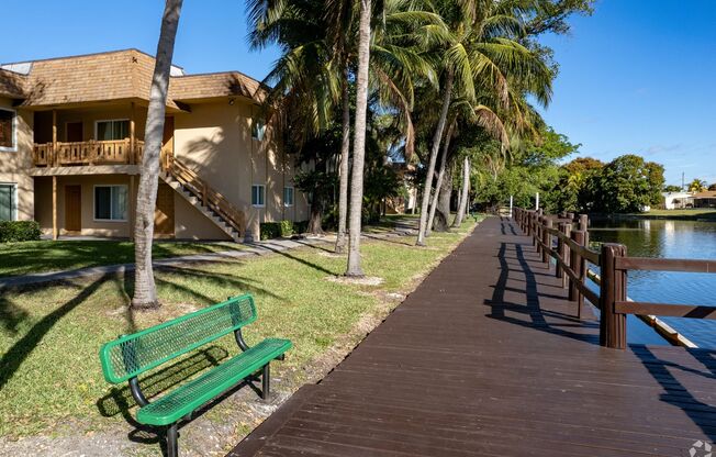 3 beds, 1.5 baths, 957 sqft, $2,099, Unit 2805-202