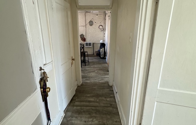 2 beds, 1 bath, $3,400, Unit 5F