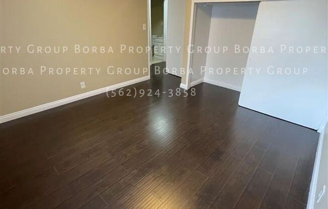 2 beds, 1 bath, 935 sqft, $1,995, Unit 8