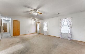 3 beds, 2 baths, $1,650