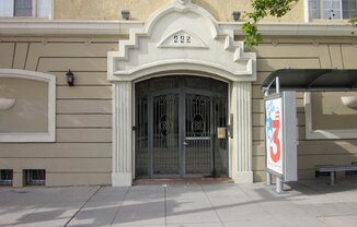 445 S CENTRAL AVE