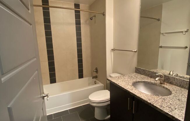 2 beds, 2 baths, 900 sqft, $1,395, Unit Apt #2008