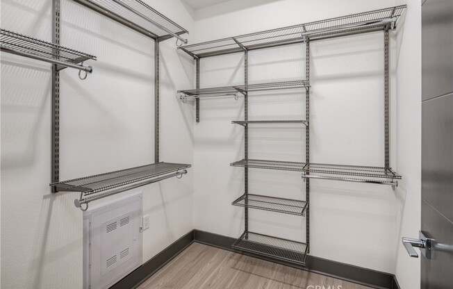 2 beds, 2 baths, 1,305 sqft, $3,418, Unit 204
