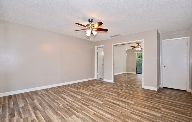 2 beds, 2.5 baths, $1,895, Unit UNIT 13