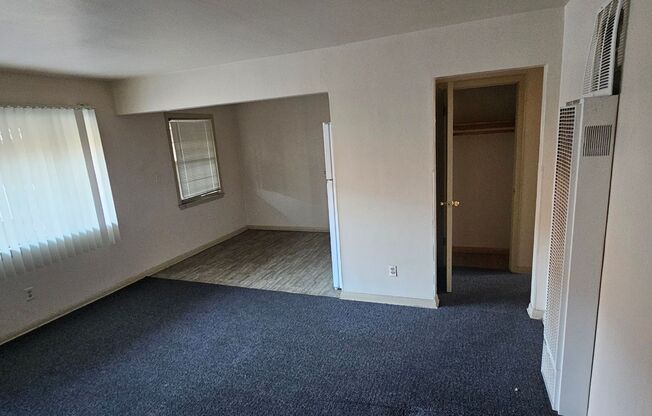 1 bed, 1 bath, $799, Unit 3742-3