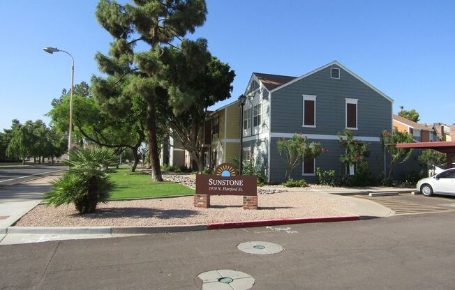 Charming Townhome close to Downtown Chandler
