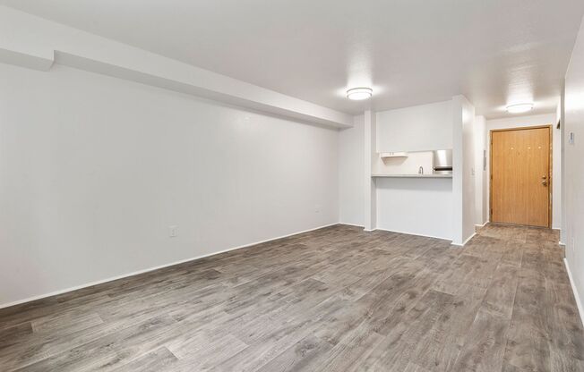 1 bed, 1 bath, 590 sqft, $1,455, Unit 224