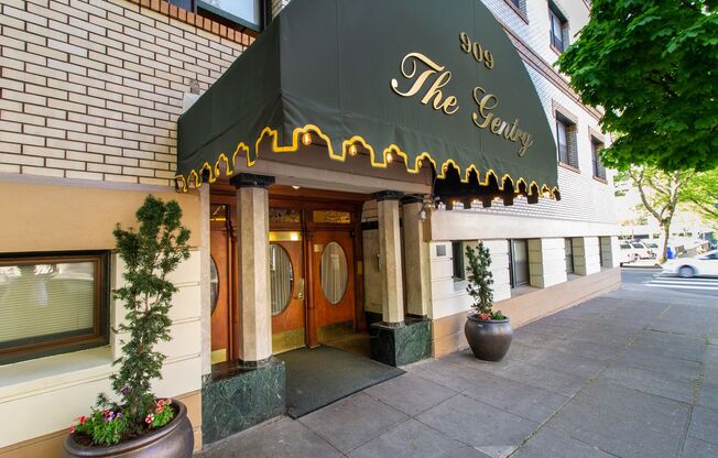 1 bed, 1 bath, 610 sqft, $1,130, Unit 503