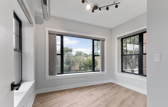 3 beds, 1 bath, 724 sqft, $2,600, Unit 314