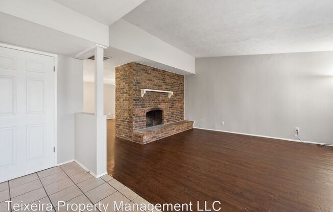 6606 Greenfield Dr.
