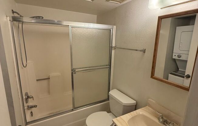 2 beds, 1.5 baths, $1,190, Unit # 146