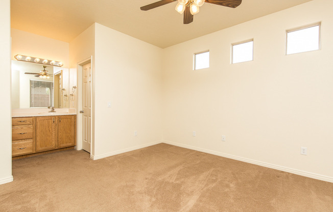 2 beds, 2 baths, $1,525