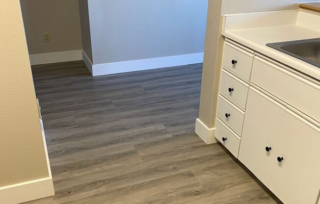 Studio, 1 bath, 462 sqft, $1,297, Unit 329